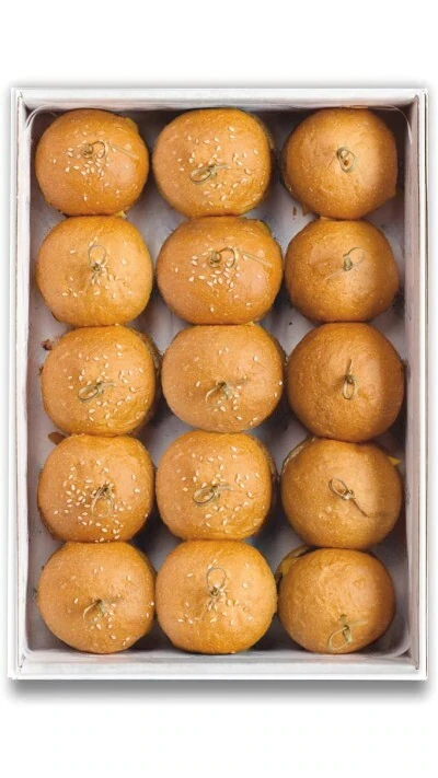 Ассорти мини-бургеров с цыпленком и говядиной — доставка боксов Нижний Новгород