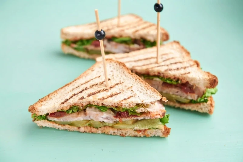 Сэндвич с курицей — доставка боксов Нижний Новгород