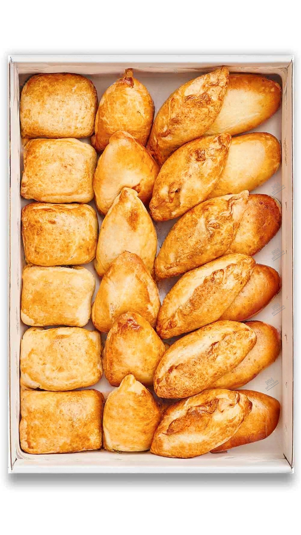 Ассорти пирожков — мясо, семга, грибы, капуста