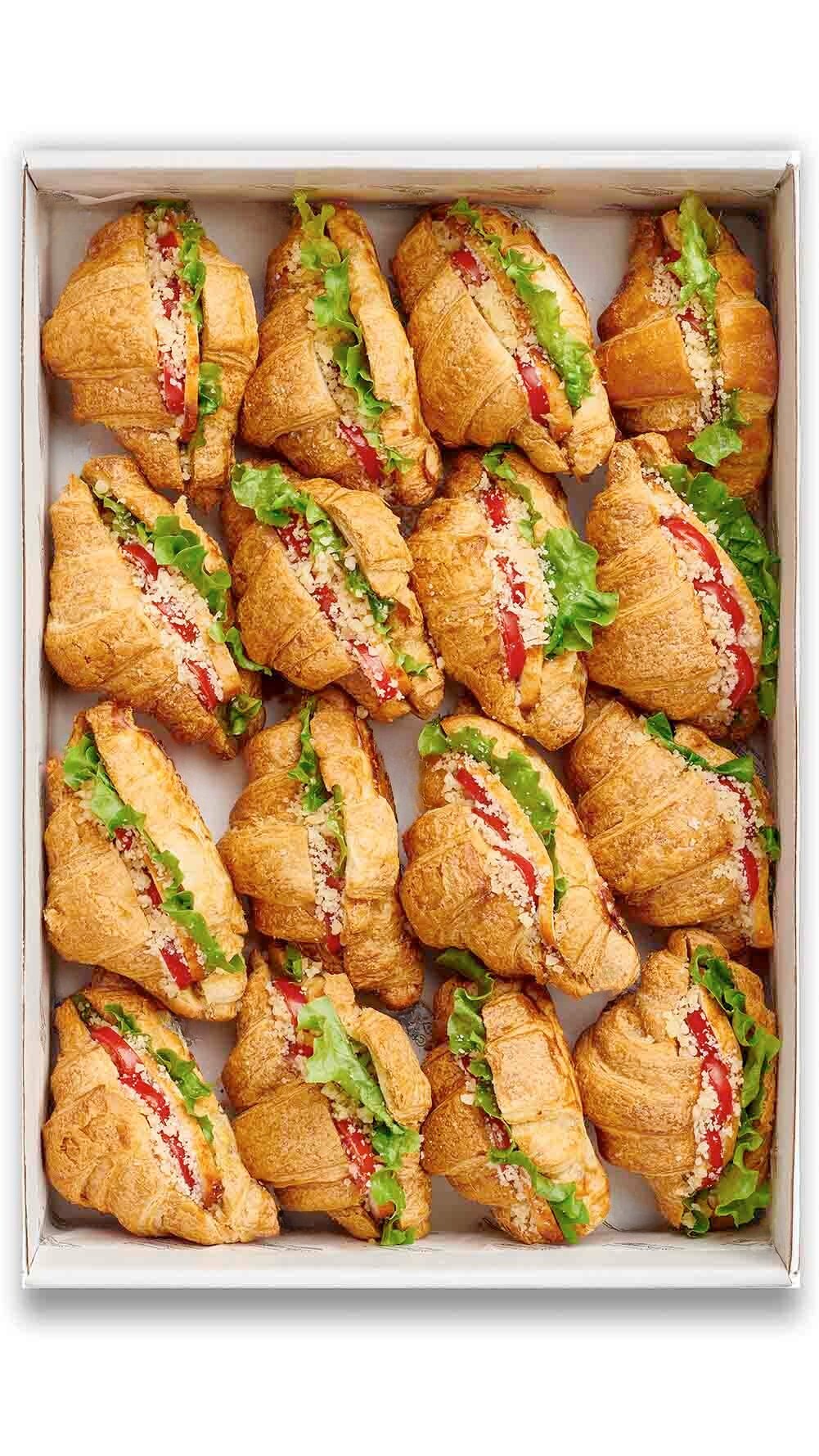 Сет мини-круассанов с цыпленком