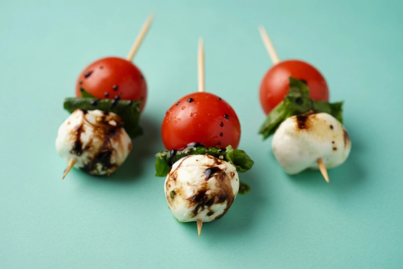 Канапе Капрезе